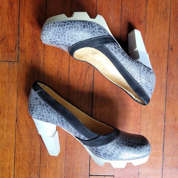 Prophecy "Our Secret" Pump, sz EU40 / US9-9.5 - Picture 5 of 11